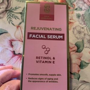 Rejuvenating Facial Serum - Pink